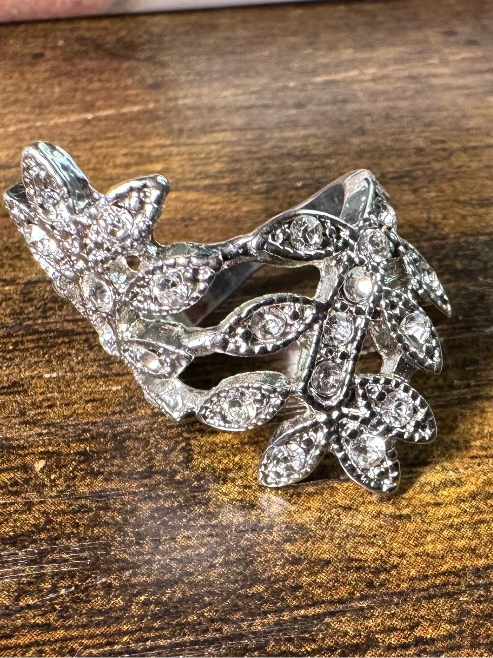 Silver Tone Crystal Floral Vine Statement Ring Size 5.5 - Picture 5 of 7